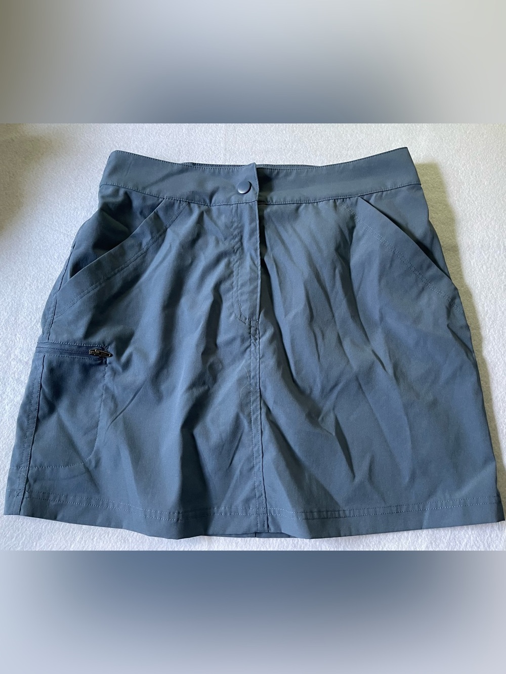 32° Cool Lightweight Slate Blue Skort